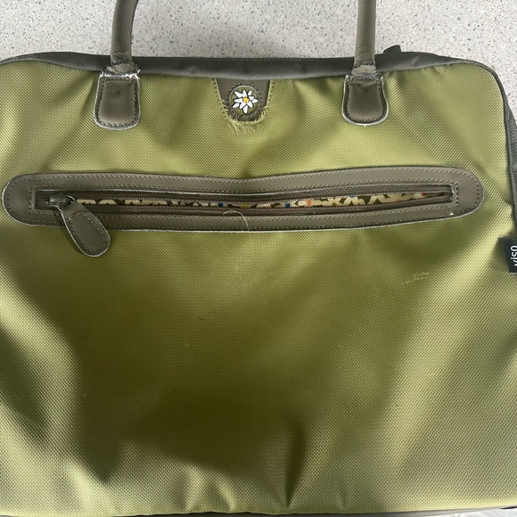Sherpani double compartment laptop bag with extra pockets. Safe and comfy to use - Picture 9 of 9